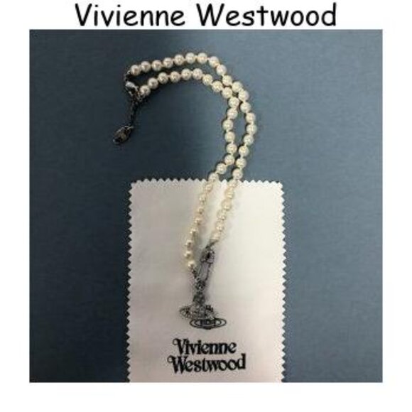 Vivienne Westwood Diamond Planet Necklace Silver - Picture 4 of 5